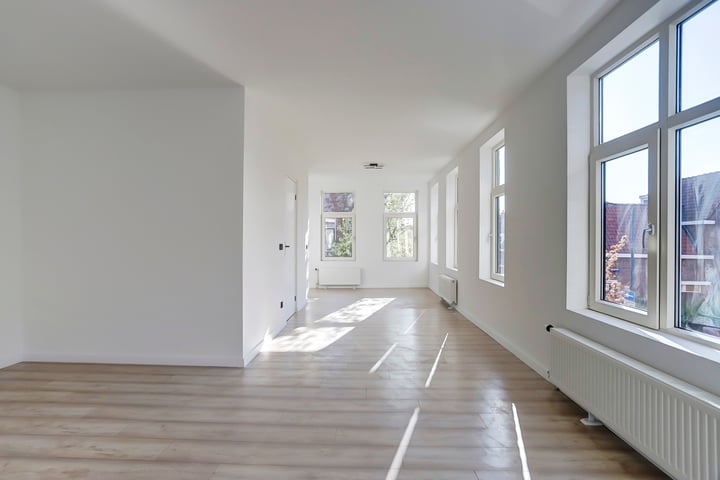 Jacob van Lennepstraat 11B in Schiedam foto