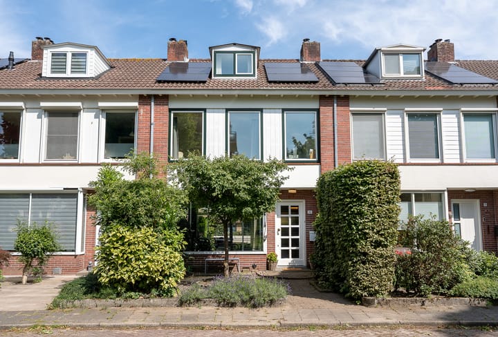 Jacob van Lennepstraat 17 in Breda foto