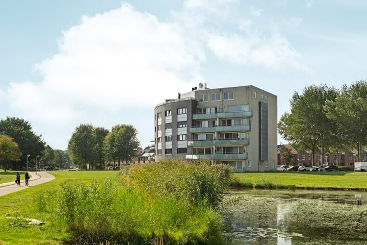 Jacob van Maerlantstraat 14 in Almere foto