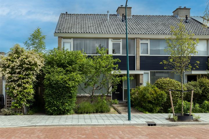 Jacob van Ruysdaellaan 1 in Oegstgeest foto