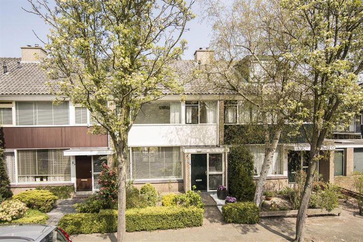Jacob van Ruysdaellaan 13 in Oegstgeest foto