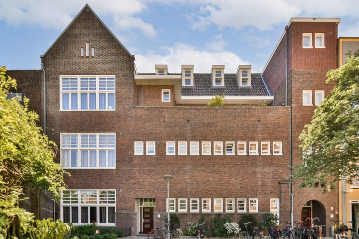 Jacob van Wassenaar Obdamstraat 13C in Amsterdam