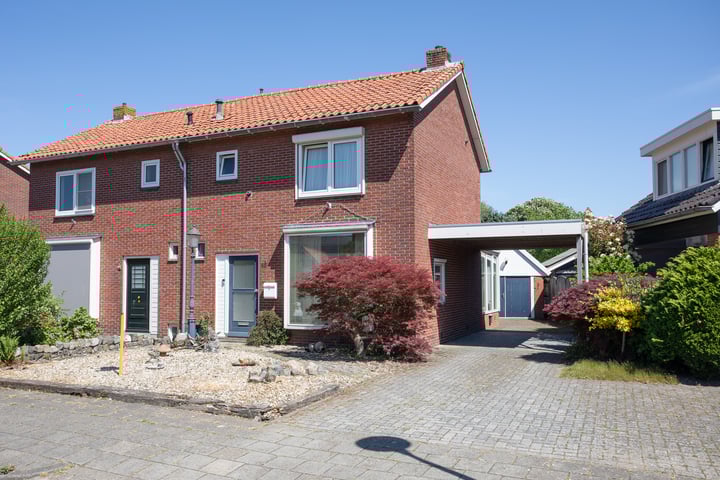 Jacobsonstraat 16 in Wierden foto