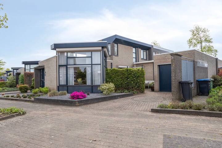 Jakobijnberg 11 in Roosendaal foto