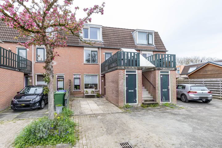 Jaltadaheerd 195 in Groningen foto