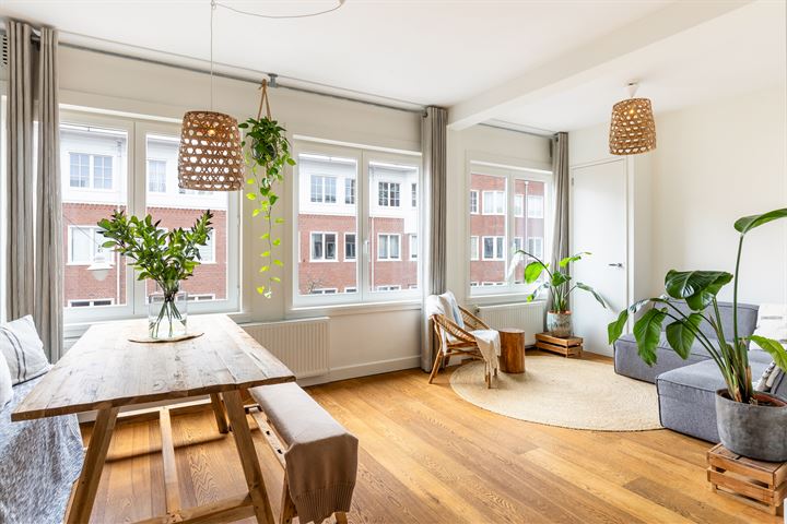 James Cookstraat 44-2 in Amsterdam foto