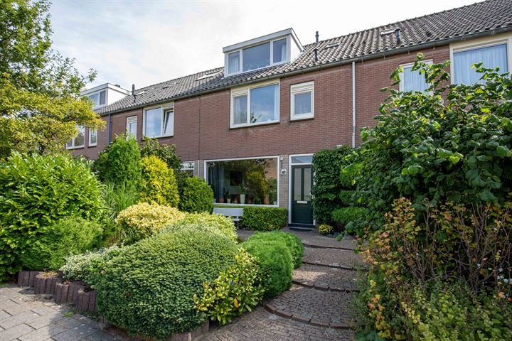 Jan Bulthuisstraat 16 in Ouderkerk aan de Amstel foto