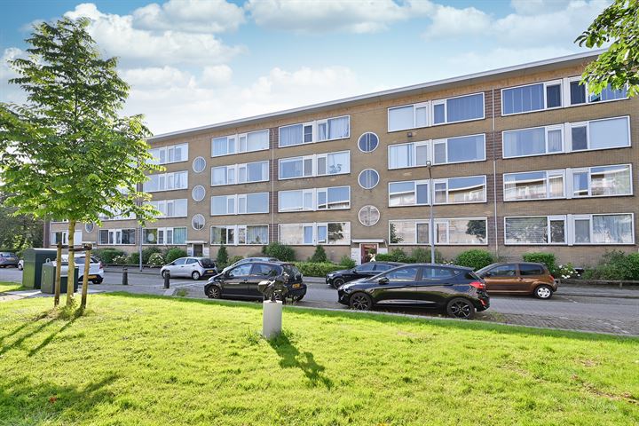 Jan Campertplein 26 in Weesp foto