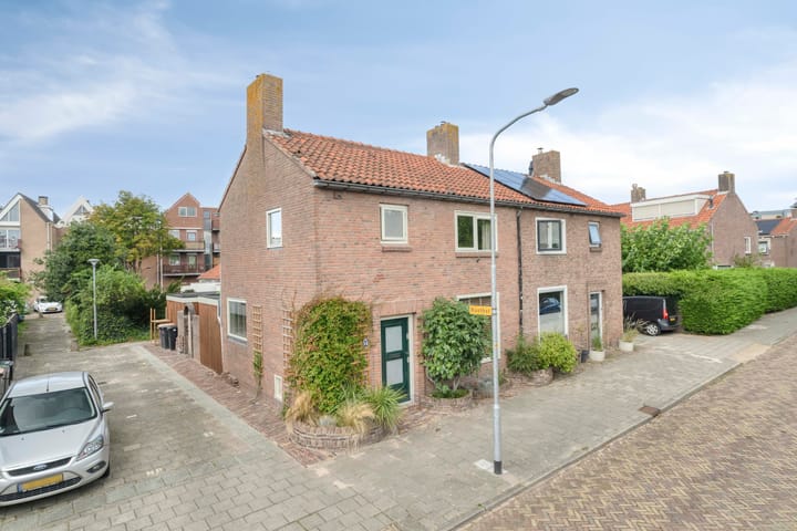 Jan Hobergstraat 14 in Castricum foto