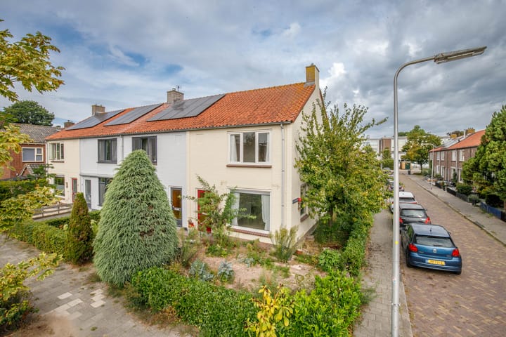 Jan Lutmastraat 9 in Schoonhoven foto