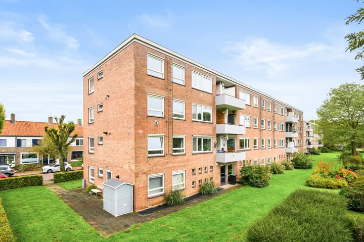 Jan Luykenlaan 70 in Deventer foto