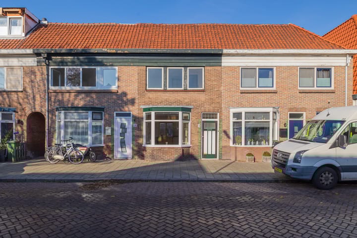 Jan Pieterszoon Coenstraat 8 in IJmuiden
