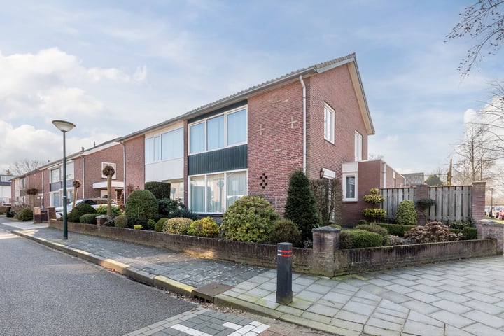 Jan Pzn Coenstraat 28 in Veghel foto
