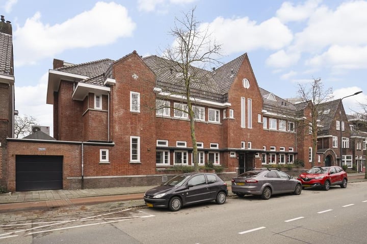Jan Schöfferlaan 12 in 's-Hertogenbosch foto
