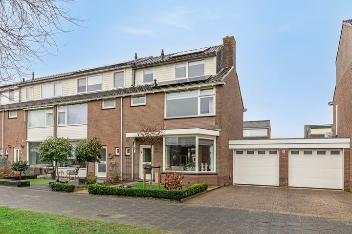 Jan Sluijtersstraat 20 in Woerden foto