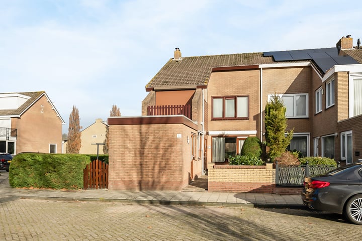 Jan Sluiterstraat 34 in Volendam foto