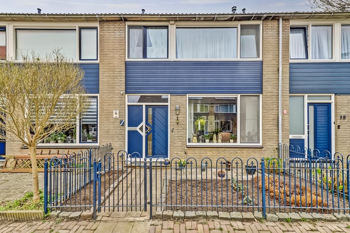 Jan Thijssenpad 17 in Hoogvliet Rotterdam foto