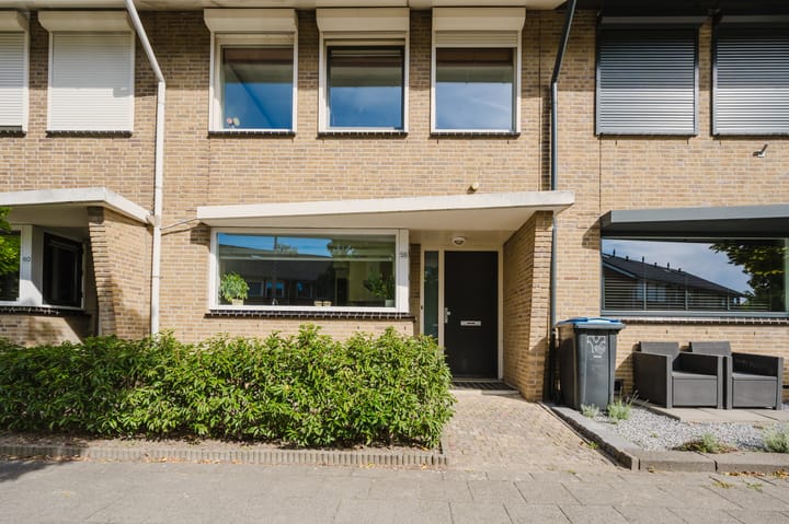 Jan van Almondestraat 58 in Poortugaal foto