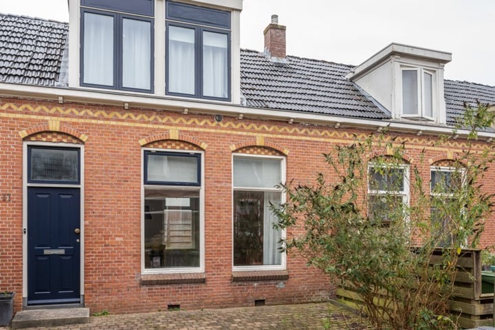 Jan van de Capellestraat 11 in Leeuwarden foto