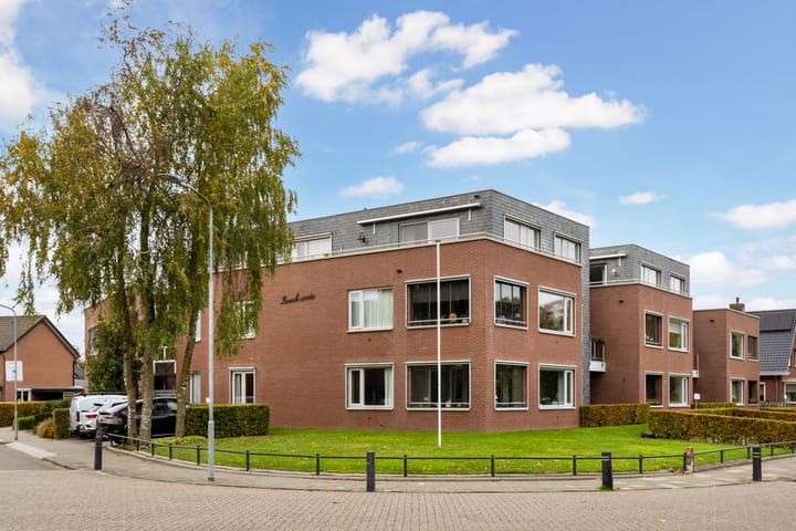 Jan van der Heydenstraat 77 in Kootwijkerbroek foto