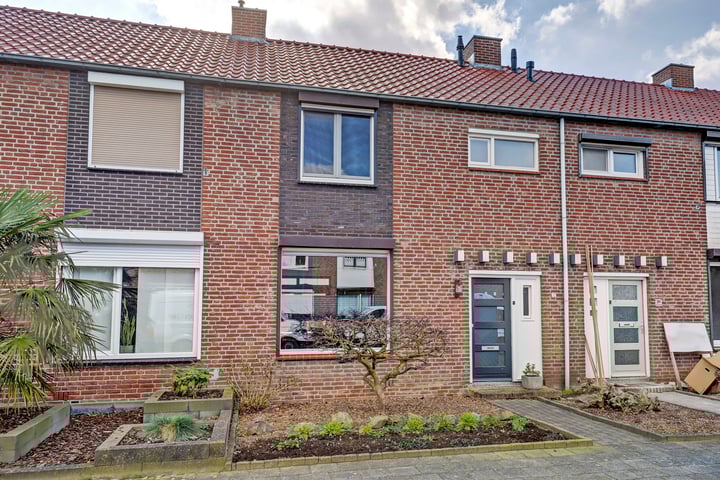 Jan van Eechoudstraat 37 in Horst foto