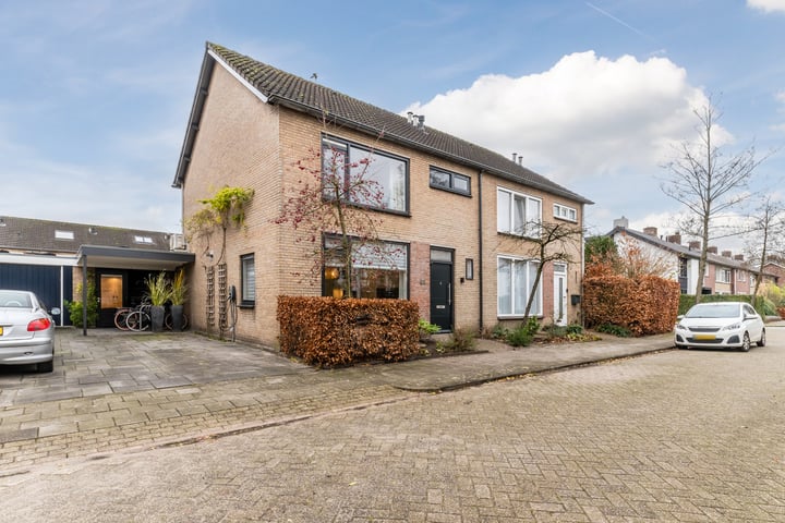 Jan van Eijckstraat 44 in Oisterwijk foto
