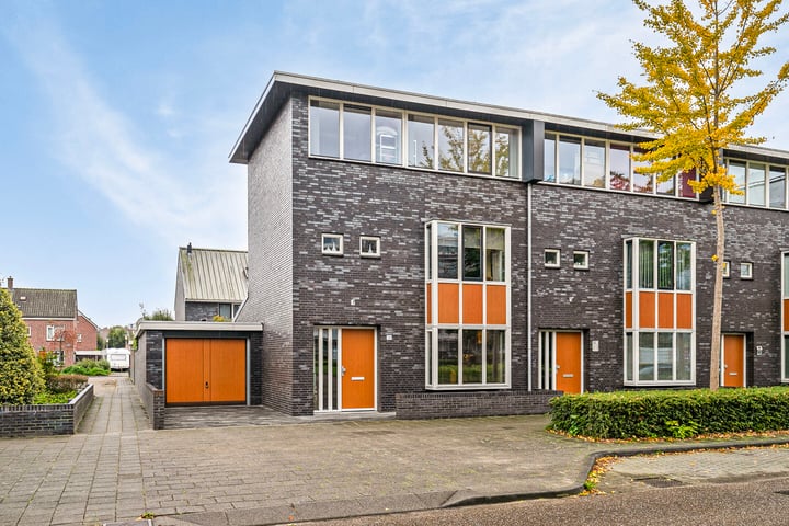 Jan van Goyenlaan 34 in Helmond foto