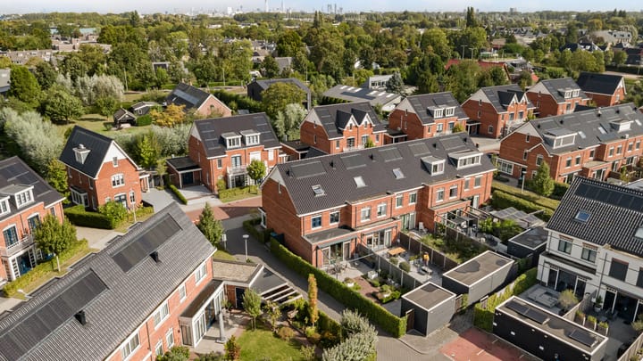 Jan van Herwijnenlaan 16 in Rhoon foto