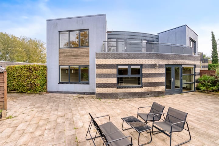 Jan Voermanstraat 8 in Almere foto