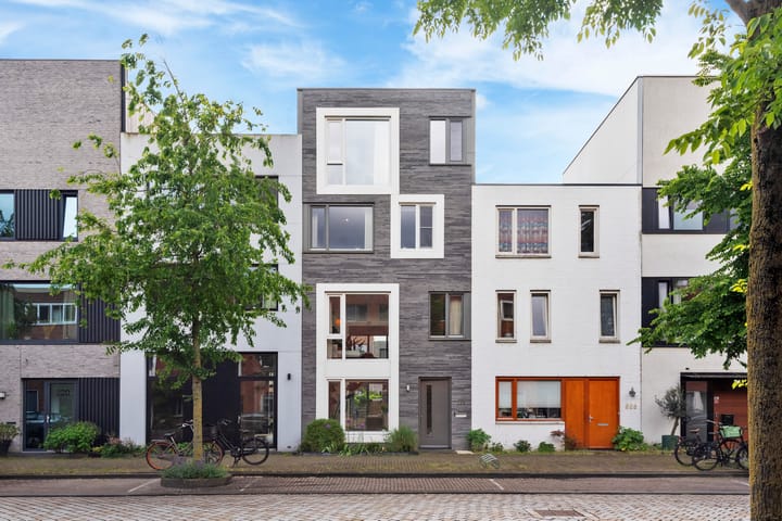 Jan Vrijmanstraat 216 in Amsterdam foto