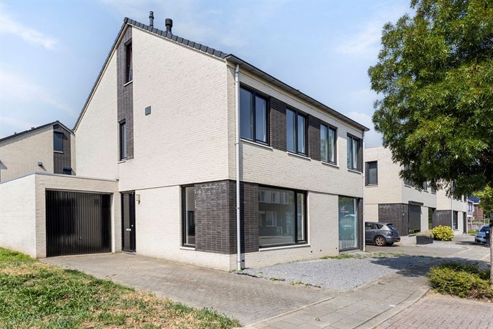 Janekers Vaart 22 in Sittard foto