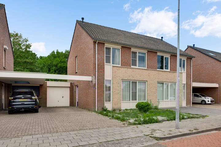 Jankushofstraat 8 in Weert
