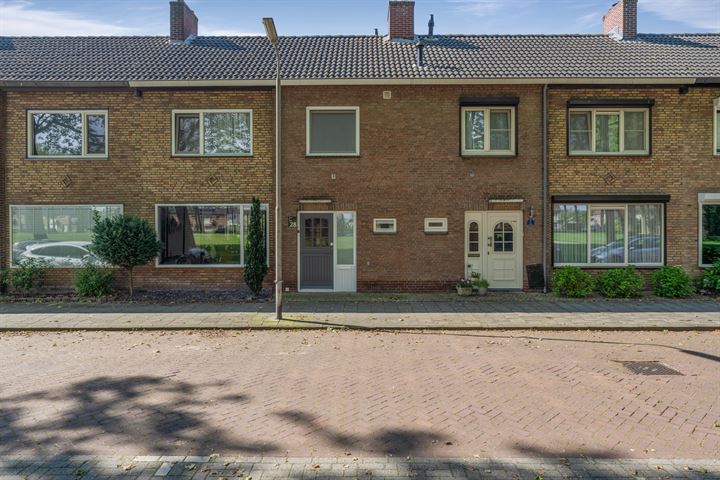 Jasmijnlaan 28 in Oudenbosch foto