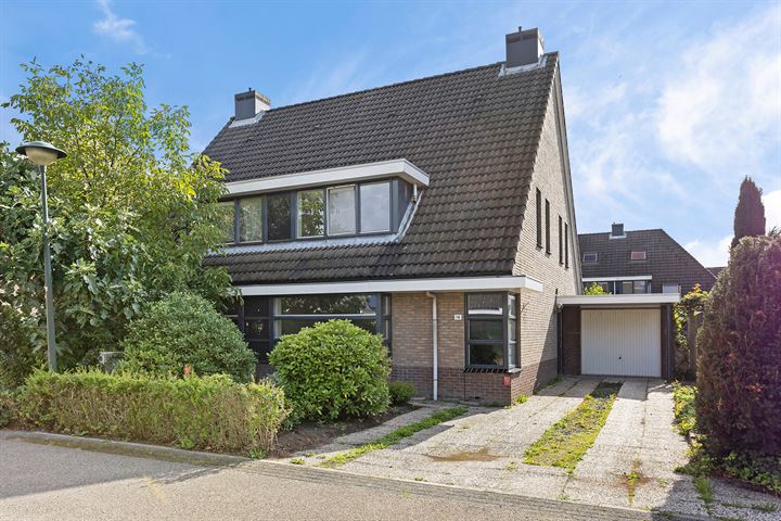 Jaspisdreef 14 in Emmen foto