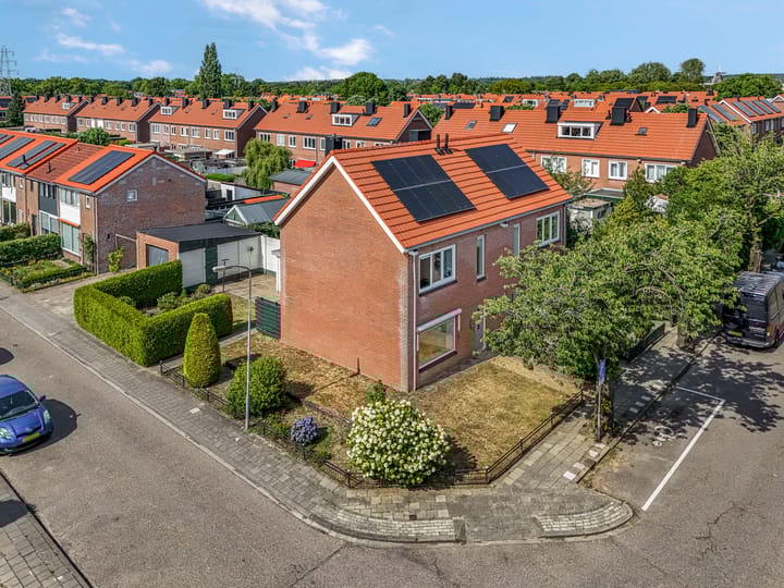 Javalaan 66 in Ede foto