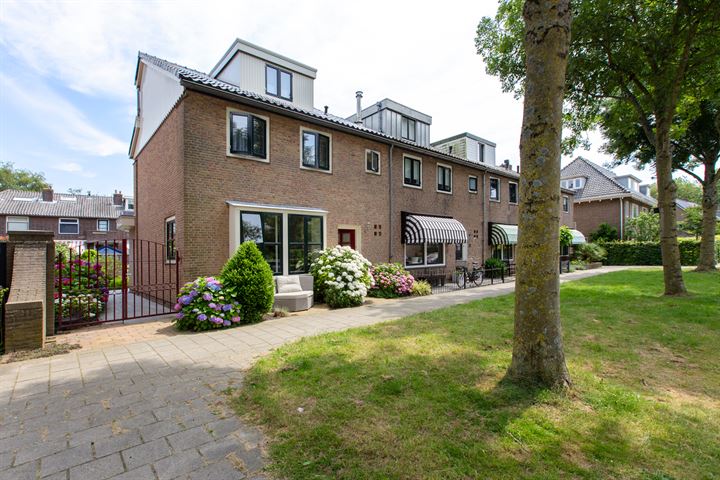 Javastraat 22 in Alphen aan den Rijn foto