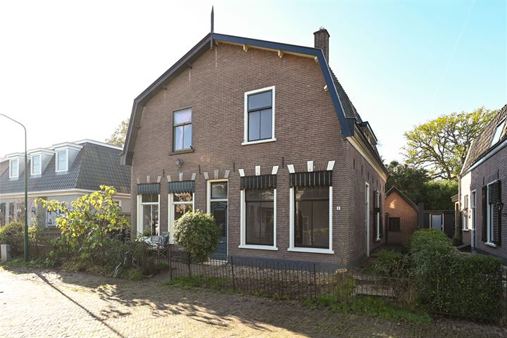 Javastraat 8 in Baarn foto