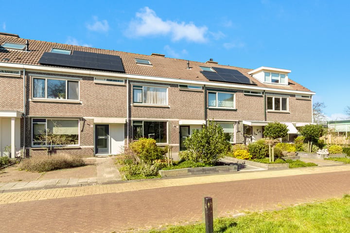 Jean Monnetstraat 62 in Heemskerk foto