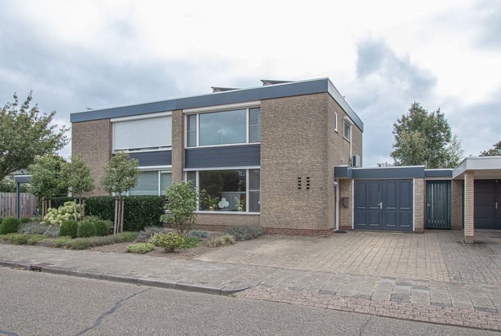 Jean Romestraat 3 in Heythuysen