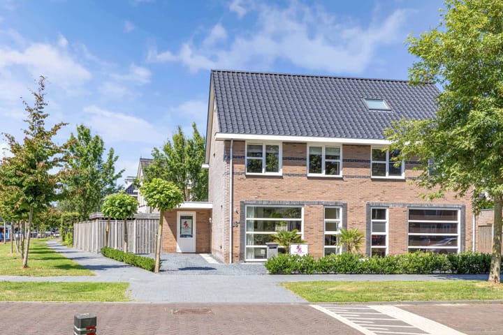 Foto van woning Jeanne d'Arclaan 16B, Emmeloord