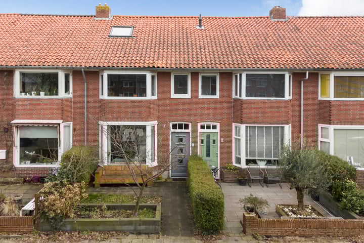 Jeroen Boschstraat 8 in Leeuwarden foto