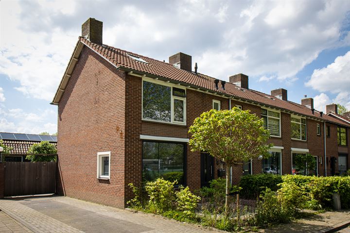 Joachim van Hoemenstraat 19 in Kesteren foto