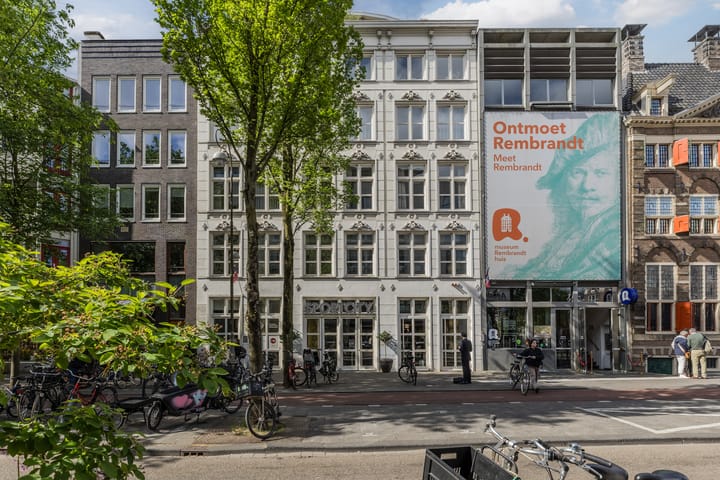 Jodenbreestraat 8B in Amsterdam foto