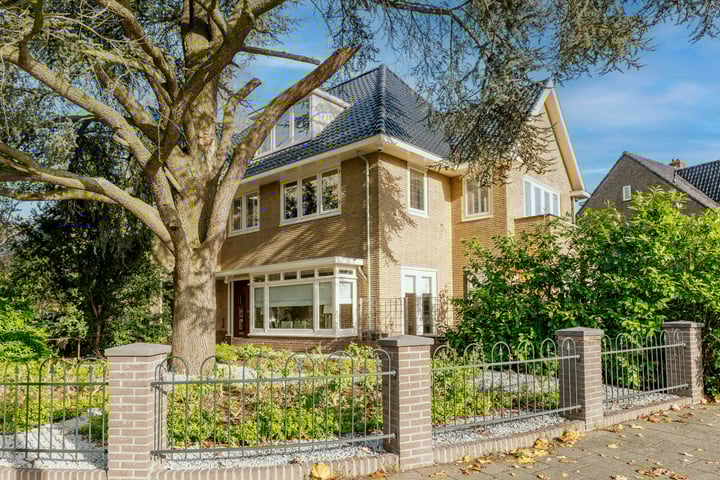 Johan de Wittstraat 47 in Hilversum foto