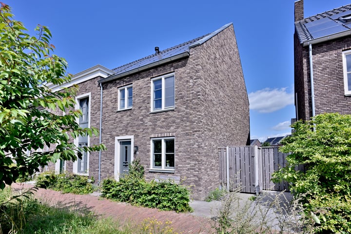 Johan Roebersstraat 58 in Deventer foto