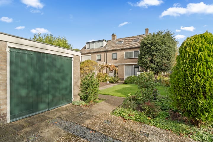 Johan Willem Frisolaan 1 in IJsselstein foto