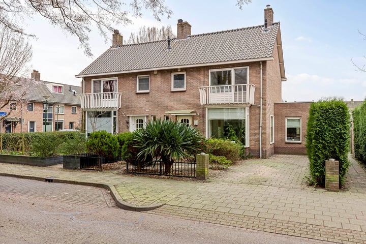 Johan Willem Frisolaan 11 in IJsselstein foto