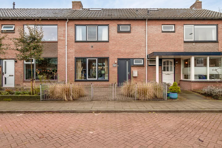 Johan Willem Frisolaan 4 in Woudenberg foto