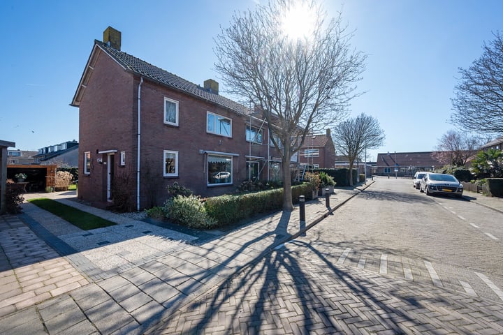 Foto van woning Johan Willem Frisostraat 17, Nieuwerbrug aan den Rijn