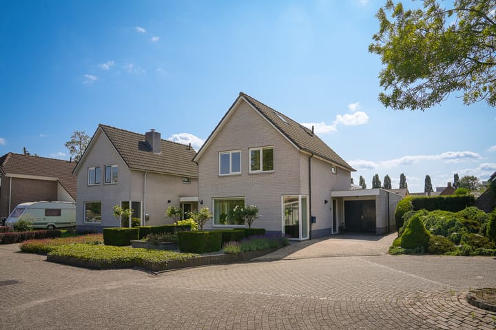 Johanna van Beekstraat 24 in Beneden-Leeuwen foto